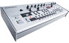 מבט מהצד על הסינטיסייזר בס TB-03 מבית Roland