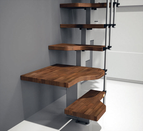 מדרגות להרכבה עצמית מדגם: מדרגות פנים- דגם מיני