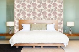 טפט קיר איור פרחים בגוון בהיר