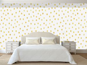 טפט קיר הנקודות הצהובות