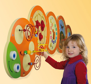 לוח פעילות סט זחל 5 חלקים גירפה