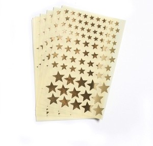מדבקות כוכבים בצבע זהב