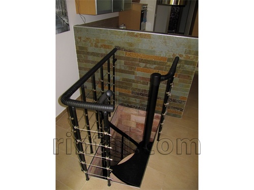 מדרגות קלות להרכבה עצמית מדגם  TRIO 180 : קטרים 130/140/150/160/170/180 ס