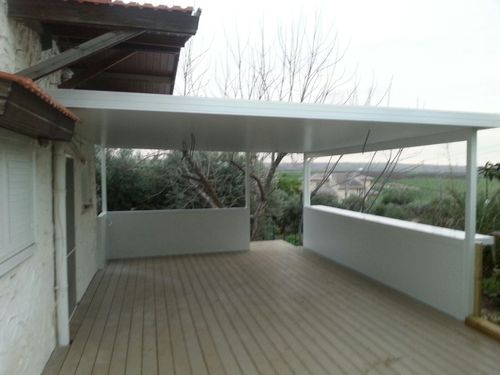 סגירת מרפסת משלבת חלונות