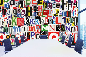 טפט קיר האותיות הצבעוניות.