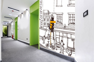 טפט קיר איור רחוב האיש, הכלב והאופניים.	