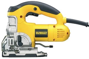 מסור אנכי 700W DW331K Dewalt