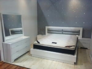 חדר שינה מרופד ארט