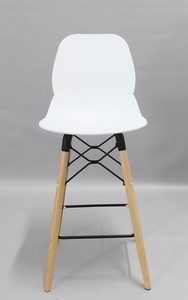 כסא בר - דגם רקנאטי מיליון כסאות