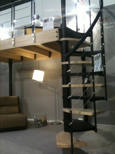 מדרגות קלות להרכבה עצמית מדגם  TRIO 180 : קטרים 130/140/150/160/170/180 ס