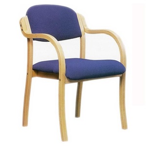 קלאס כסא אירוח מותאם נגישות- כולל ידיות- שלד עץ טבעי ריפוד חסין אש -דמוי עור מיליון כסאות