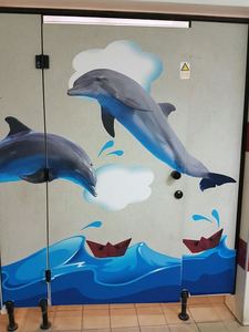 מדבקת דלת מעוצבת דולפין