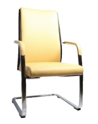 קסטרו כסא אורח דמוי עור שחור רגל כרום מיליון כסאות