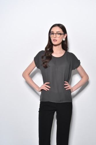 חולצת נשים שיפון שרוול קצר