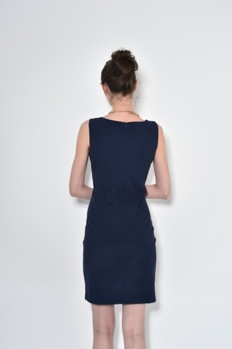 שמלה קלאסית ללא שרוולים כחול מרין