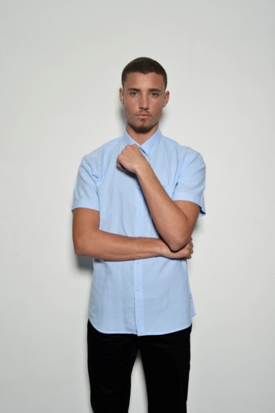 חולצה קלאסית תכלת