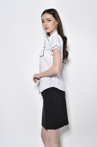 חולצת נשים קישוט שחור 