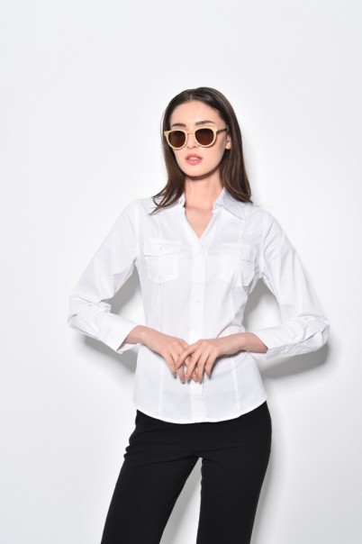 חולצת נשים עם כיסים