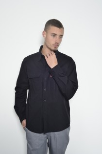 חולצת עבודה גבר עם קלפות