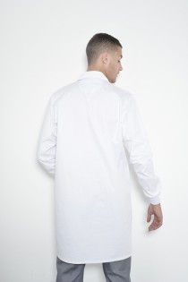 חלוק עם כיס פנימי ומסילה נסתרת