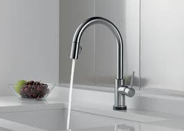 ברז מטבח נשלף Delta 9159