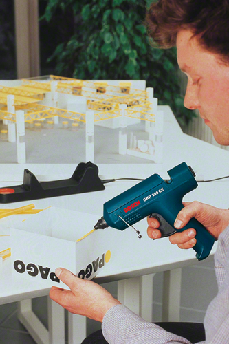 אקדח דבק חם BOSCH GKP 200CE