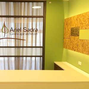 משרד אדריכל נוף - חיפוי קירות למראה מיוחד ויוקרתי