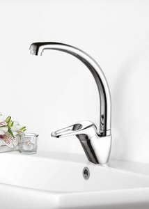 ברז סוללה בעמידה ברבור ארוך דגם "גל" Myubi