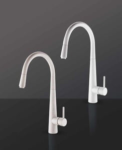 ברז מטבח נשלף דגם "קיסר" בצבע שמפניה(גרניט) Myubi