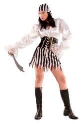 פיראטית לבנה