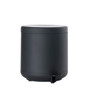 פח פדל UME - שחור 