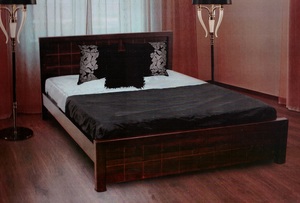 מיטה מעץ מלא ניקה