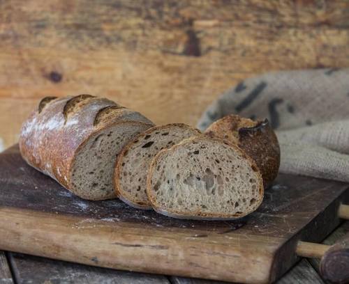 לחם חיטה מלאה, לחם שאור ממחמצת טבעית