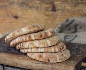 פיתות רכות ומעולות מקמח לבן בהיר