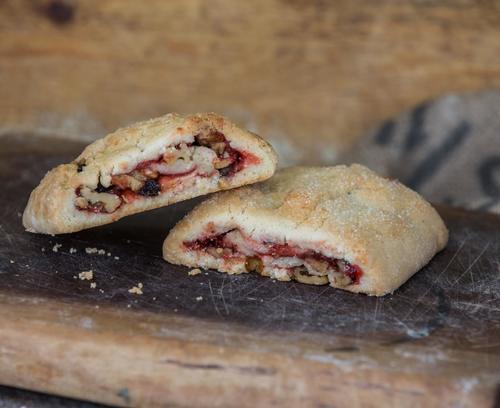 ממזייר במילוי ריבה - מאפה מזרח אירופאי