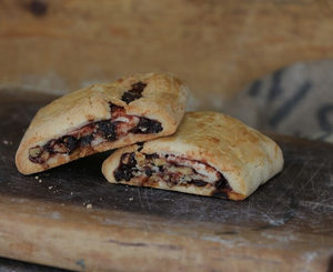 ממזייר במילוי ריבה - מאפה מזרח אירופאי