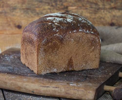 לחם קסטן חיטה מלאה מרובע, לחם שאור ממחמצת טבעית