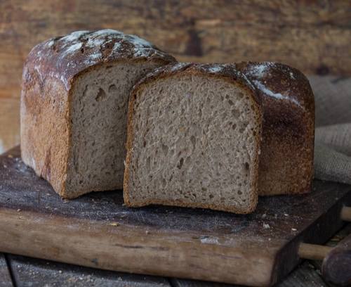 לחם קסטן חיטה מלאה מרובע, לחם שאור ממחמצת טבעית