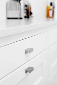 ידית 43762 - 32 מ"מ ניקל מלוטש Station