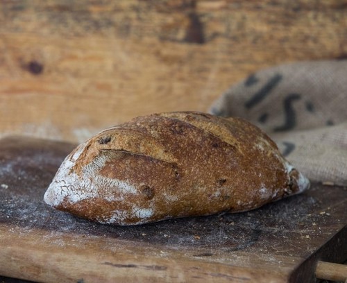 לחם זיתי קלמטה ועגבניות מיובשות, לחם שאור ממחמצת טבעית