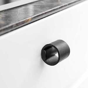 ידית 54336 - 32 מ"מ שחור מט + עור שחור Drum