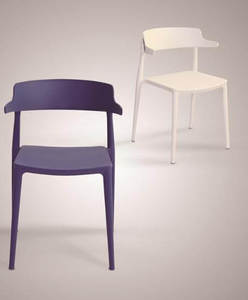 כסא אורח פלסטיק - דגם אפי מיליון כסאות