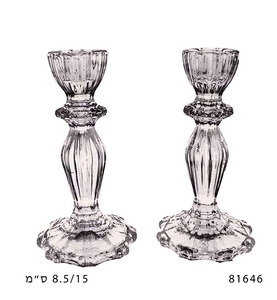 פמוטי זכוכית במגוון דוגמאות