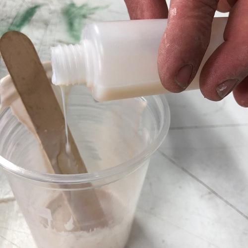 תוסף מזרז לגבס הפלא