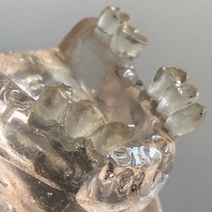 פוליאסטר קריסטלי