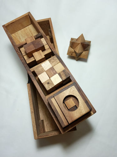 ארבעה משחקי חשיבה (מיקס 4)