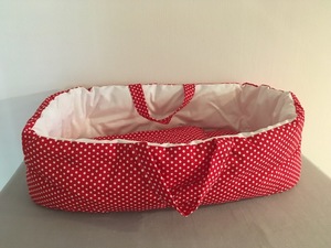 עריסה לבובה - אדומה גדולה עגלות קש ועריסות לבובה