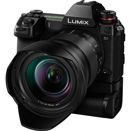 Panasonic Lumix DC-S1 +24-105mm Lens - להשכרה