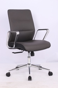 קוסמו - כסא מנהל נמוך מיליון כסאות