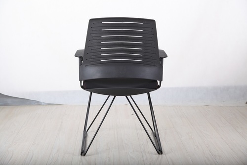 טארגט כסא אירוח מעוצב